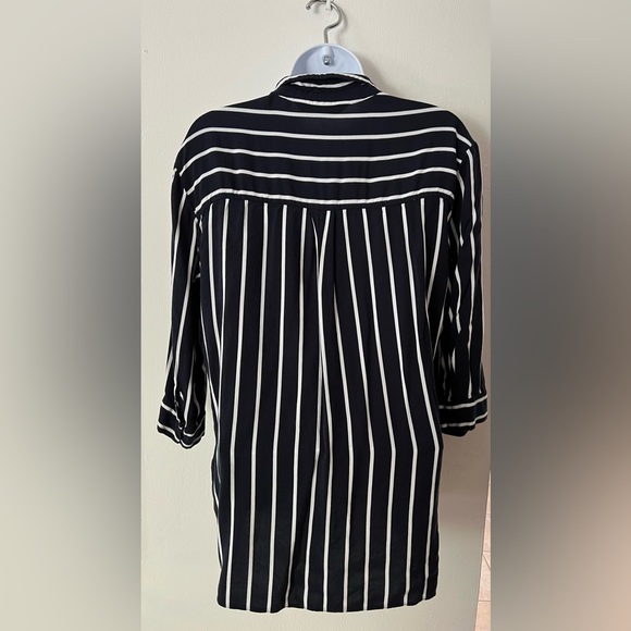 F&F Navy and White 3/4 Sleeve Top - Picture 3 of 5